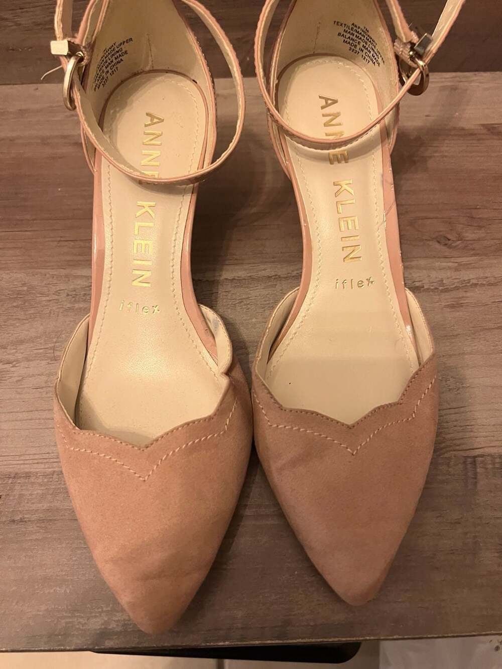 Anne Klein Women's Fabulist Comfortable Fashion Pump, Rose Quartz, 7.5
